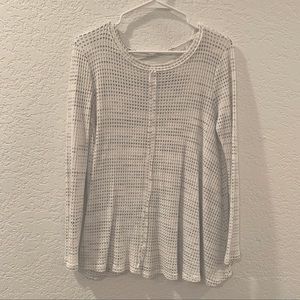 Flowy long sleeve
